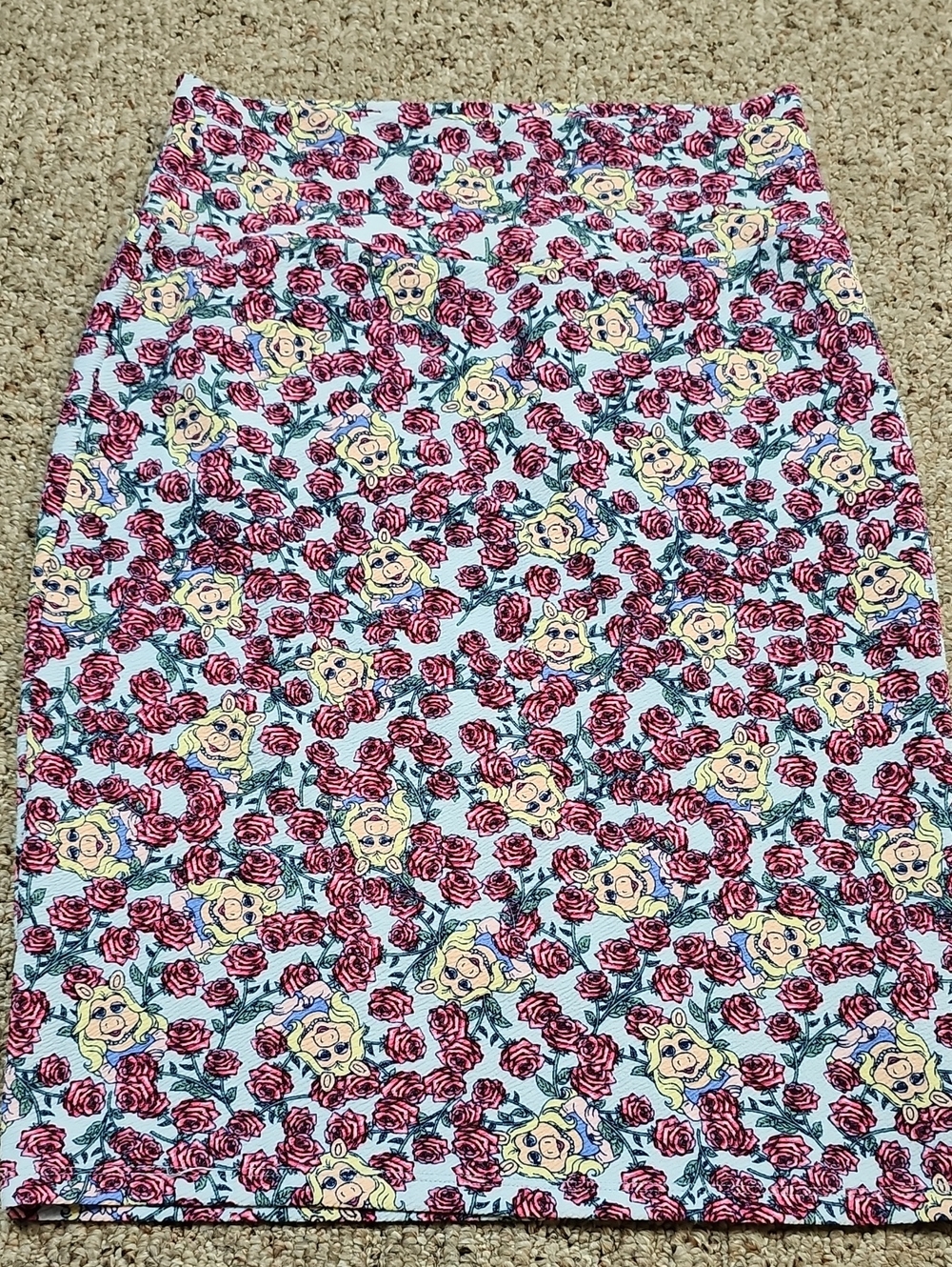 LuLaRoe Pink Rose & Light Blue Ms. Piggy Cassie Pencil Skirt